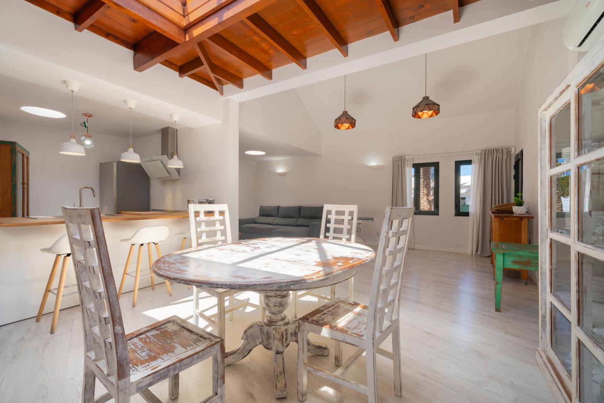 Lanzahost Casa Sunny Seafront Villa Costa Teguise Luaran gambar
