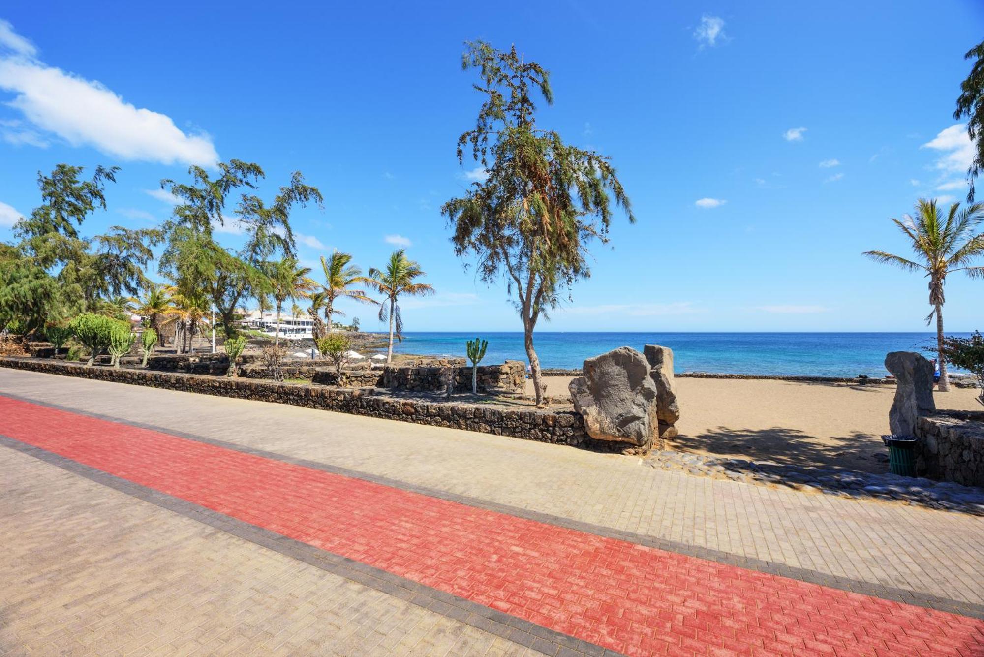 Lanzahost Casa Sunny Seafront Villa Costa Teguise Luaran gambar